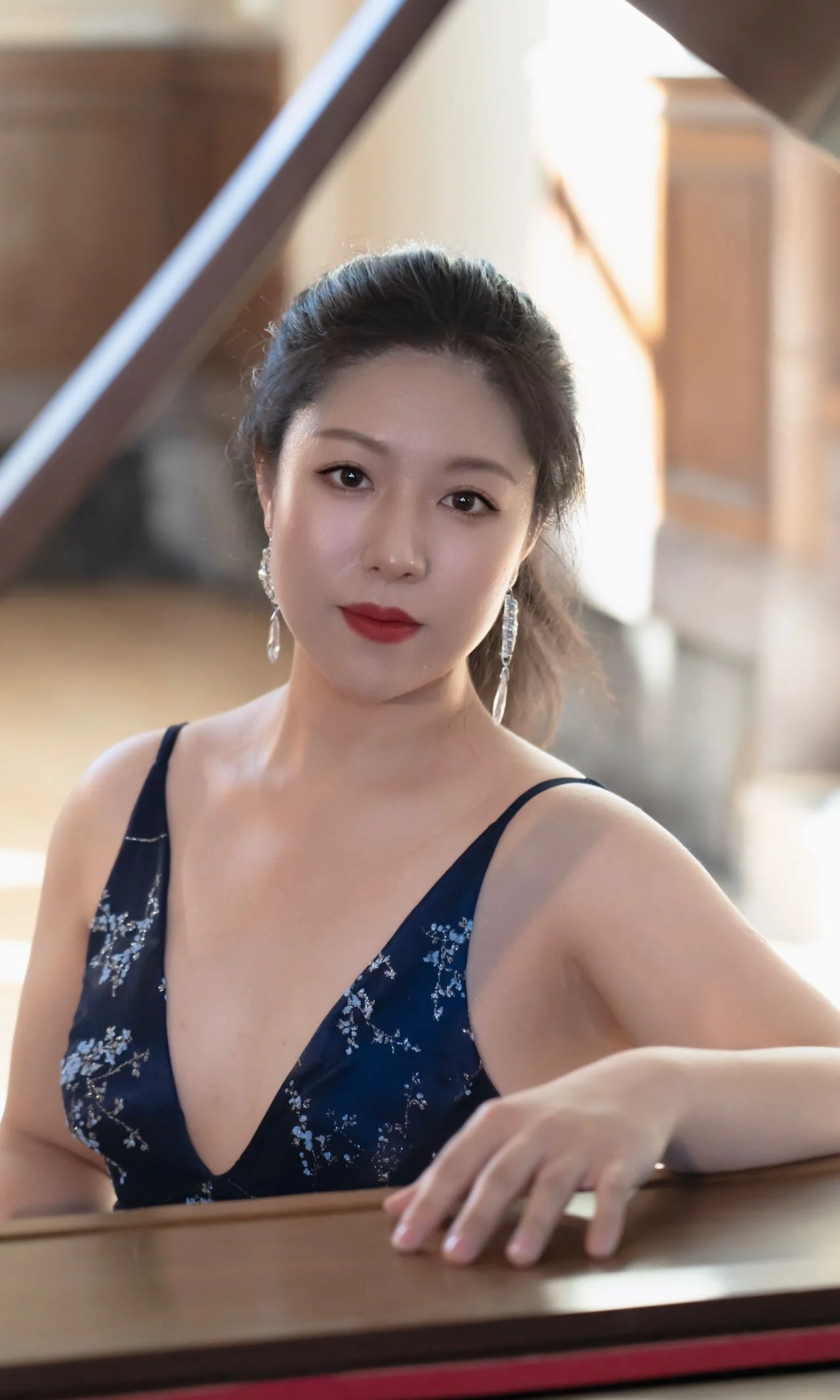 Nuoya Zhang